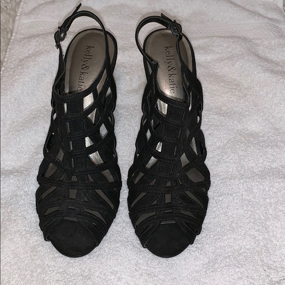 Black Kelly and Katie heals - Picture 2 of 4